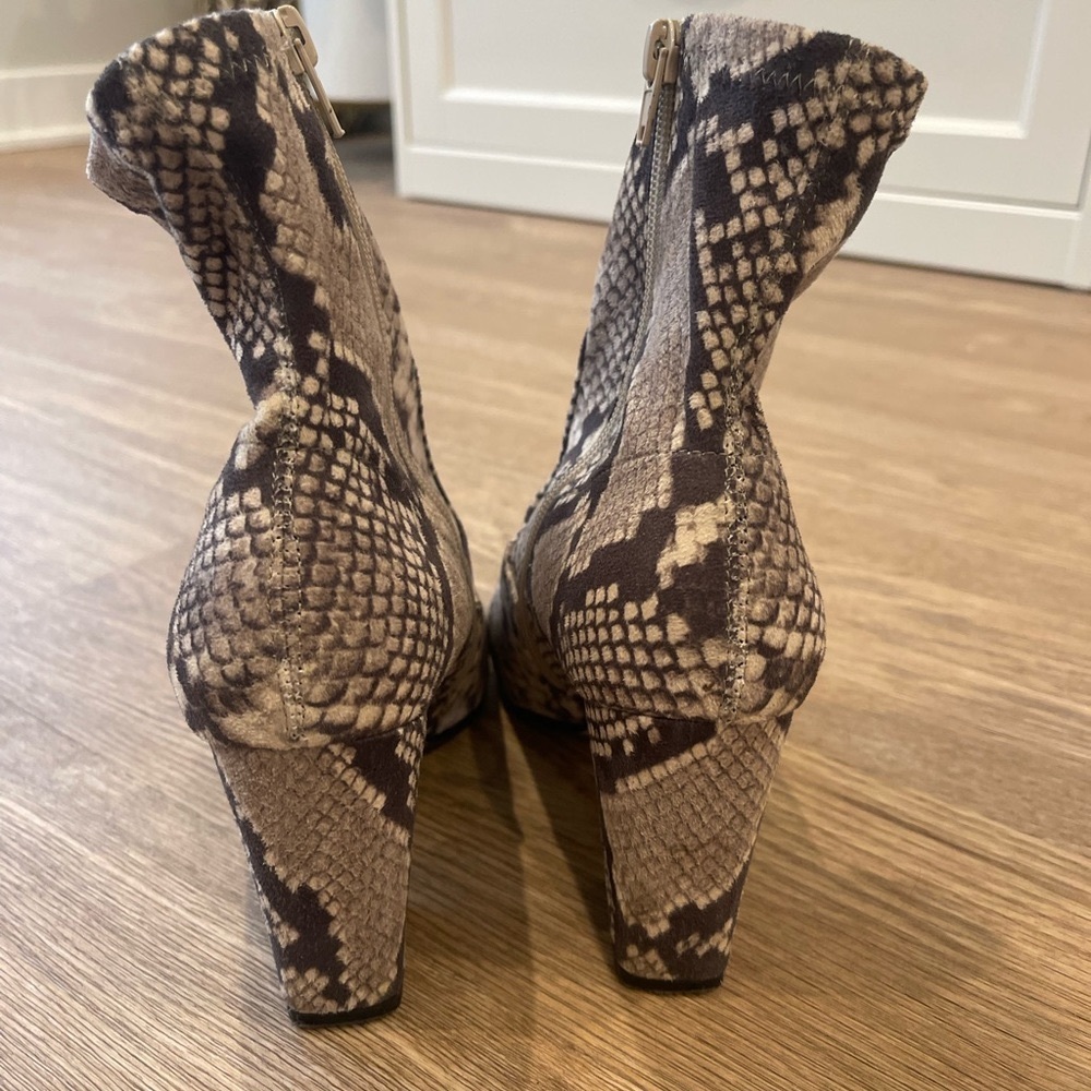Boots - Picture 2 of 3